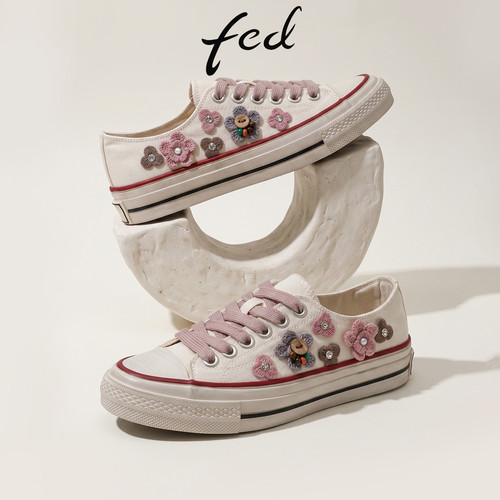 fed厚底花朵刺绣百搭帆布板鞋女