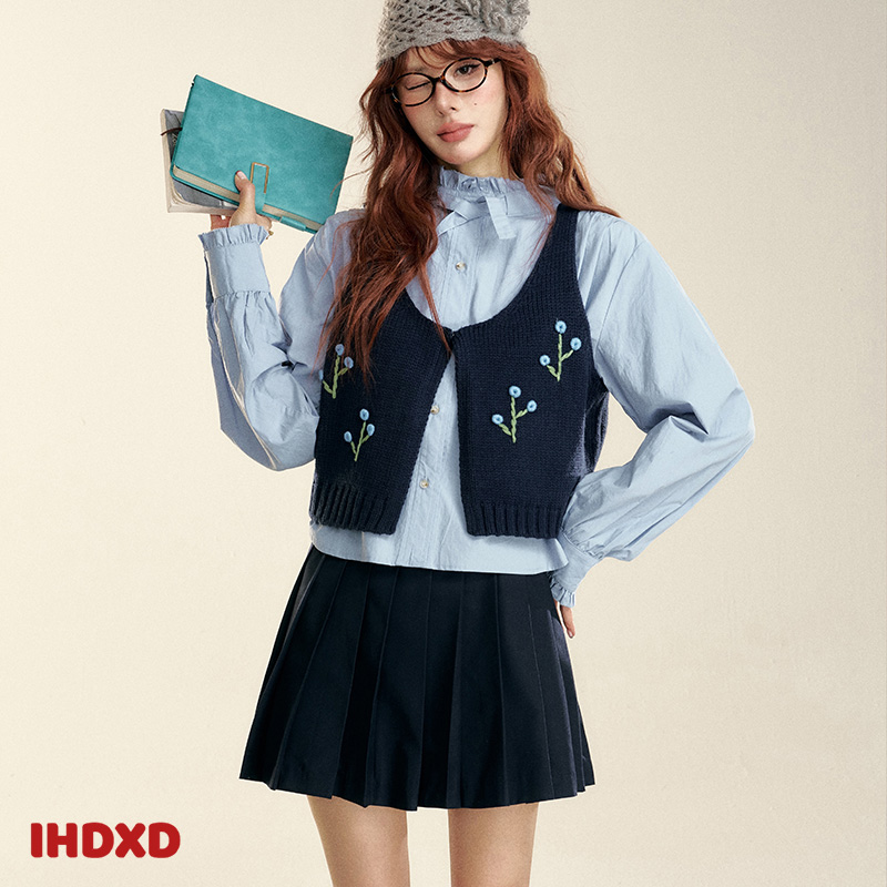 【现货】IHDXD  针织绣花马甲坎肩韩系女款百搭显瘦无袖针织马甲