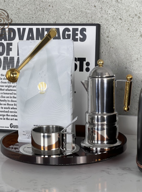 现代样板房间厨房仿真摆件软装家居装饰品组合装饰画咖啡壶吐司机