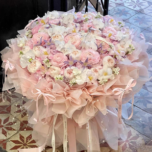 永生花束礼物生日礼物女生送闺蜜高级感仿真花高级新年情人节礼物