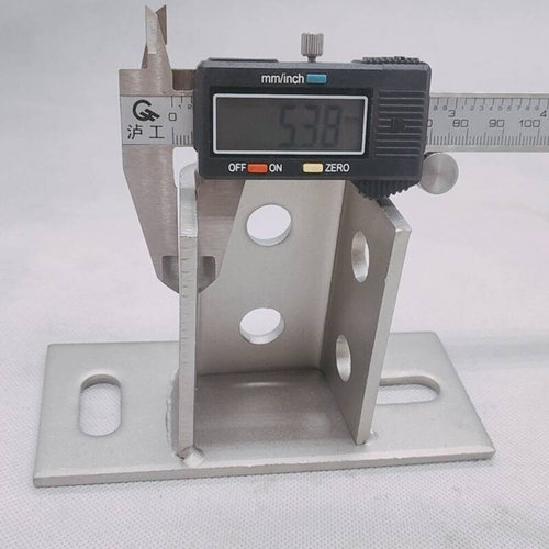 304不锈钢C型钢底座 光伏支架固定立柱地脚 不锈钢C型钢配件牛腿