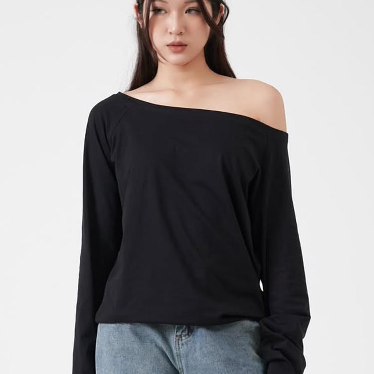 春夏露肩宽松休闲打底衫
