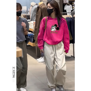 玫红色圆领套头短款卫衣女加绒加厚秋冬宽松高腰显瘦小个子上衣服