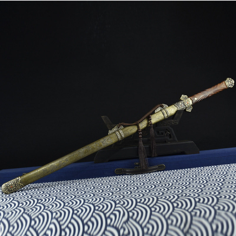 龙泉市铜装宝剑手工锻打花纹钢唐剑传统刻花八面长剑冷兵器未开刃,金属材料及制品,其他金属制品,淘宝优惠券,粉丝福利购,淘宝优惠卷