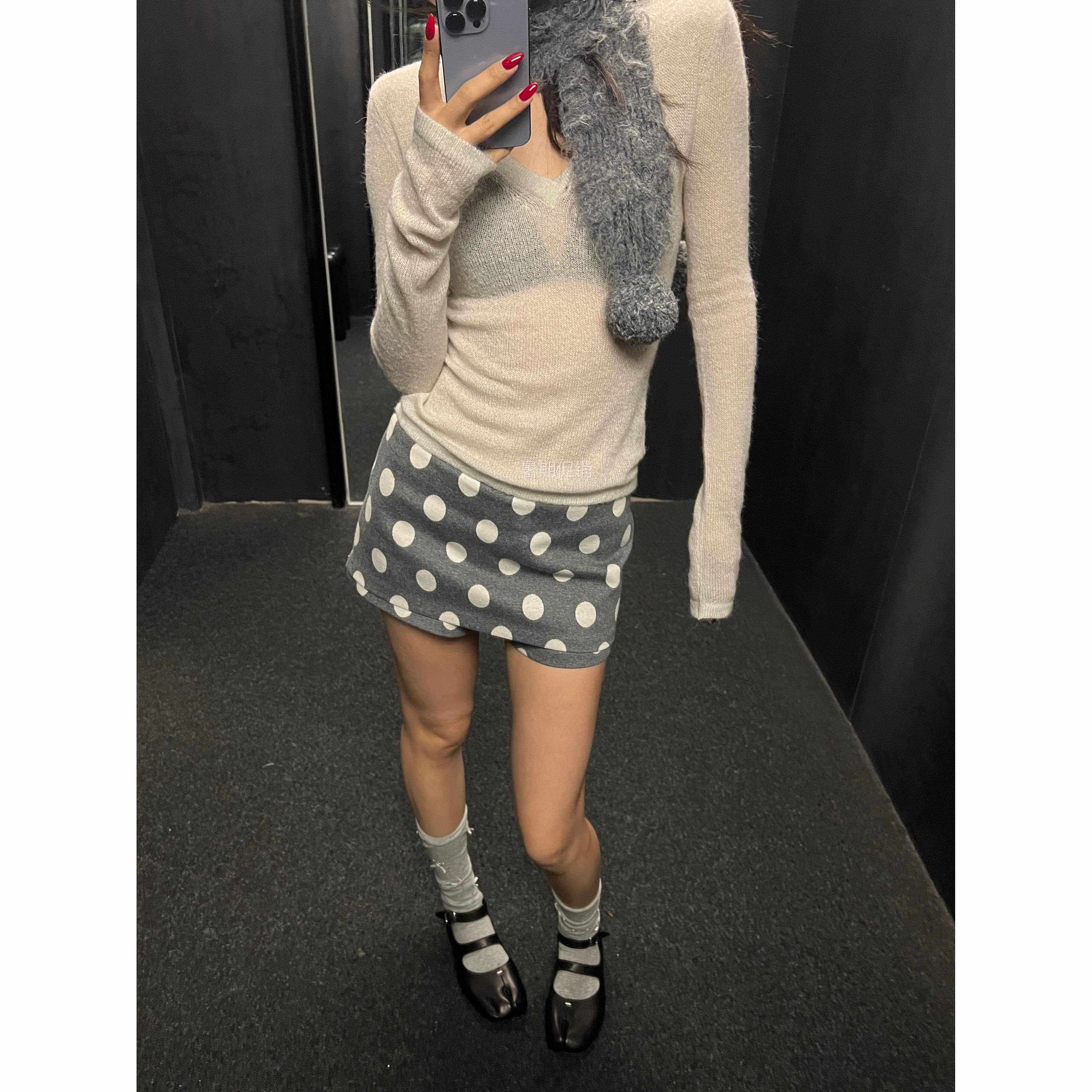 美式辣妹小众极简波点灰色短裙裤子春秋新款覆古修身显瘦半身裙女