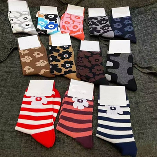 Marime芬兰花朵女中筒袜泫雅风春秋冬潮流彩色棉袜时尚 百搭高筒袜