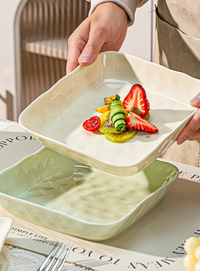 奶油风陶瓷餐具套装网红高颜值碗家用餐具米饭碗面碗菜盘组合乔迁