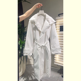 白色加厚保暖长款羽绒服外套女2026冬季新款韩系翻领系带收腰大衣