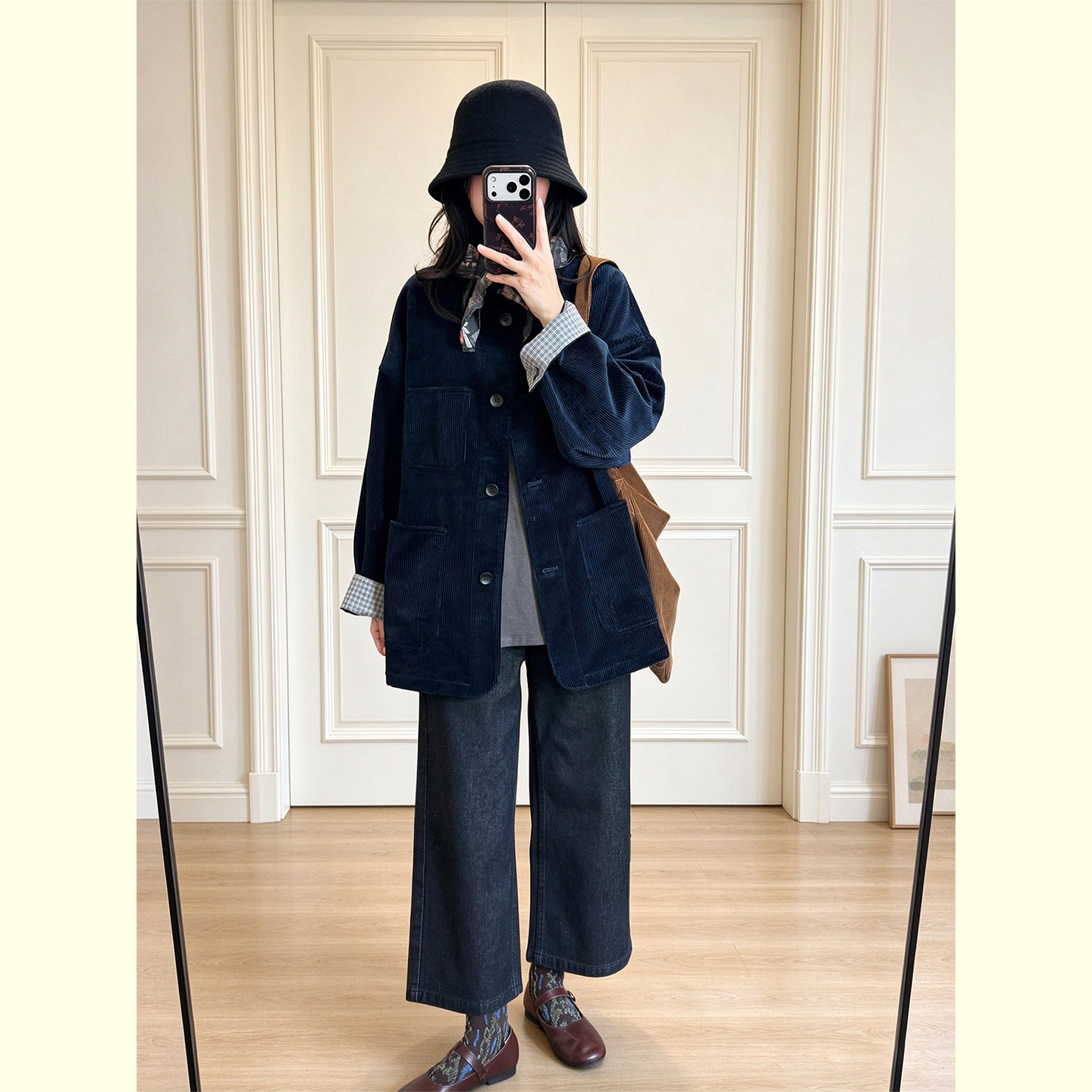 复古藏蓝色灯芯绒外套女款秋2026新款文艺老钱风工装翻领夹克上衣
