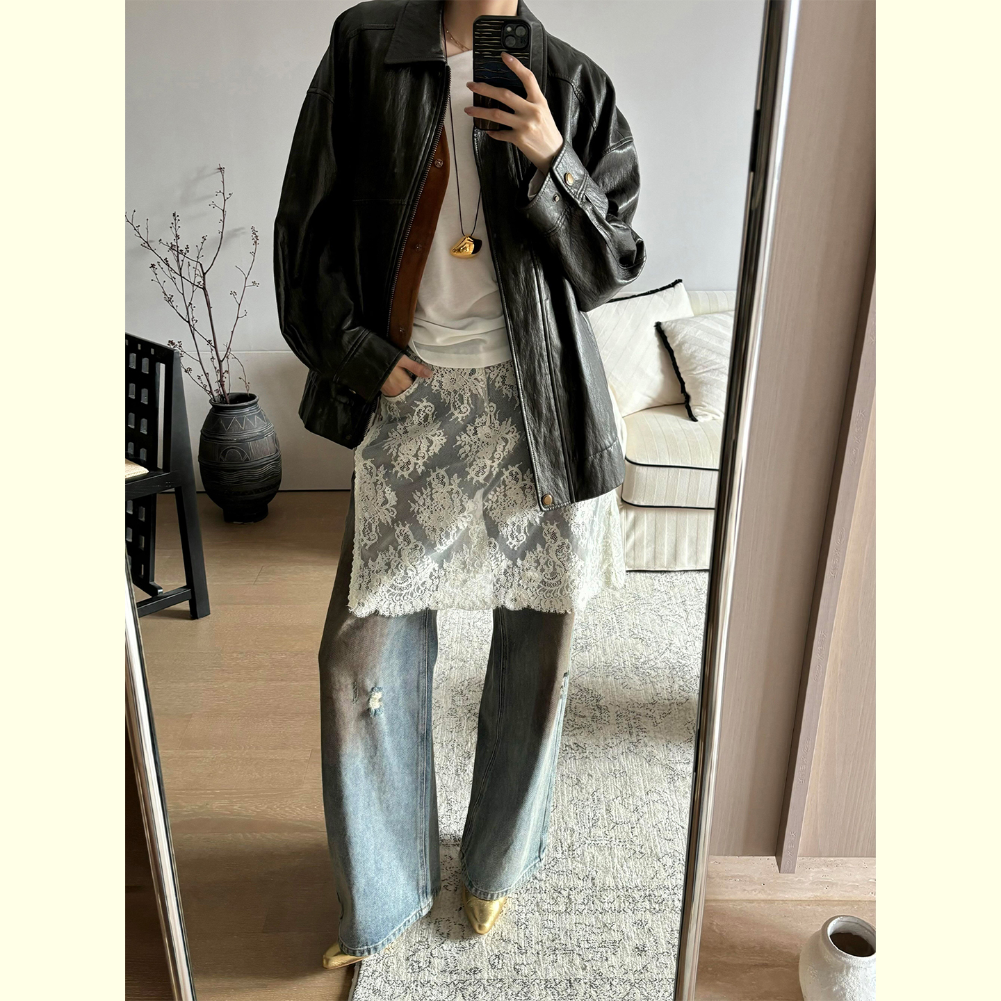 百搭蕾丝屁帘裤宽松牛仔裤