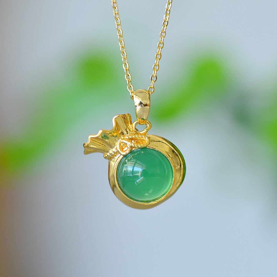 古法鎏金镶嵌天然冰种帝王绿玉髓福袋吊坠玛瑙项链配证书礼盒链子