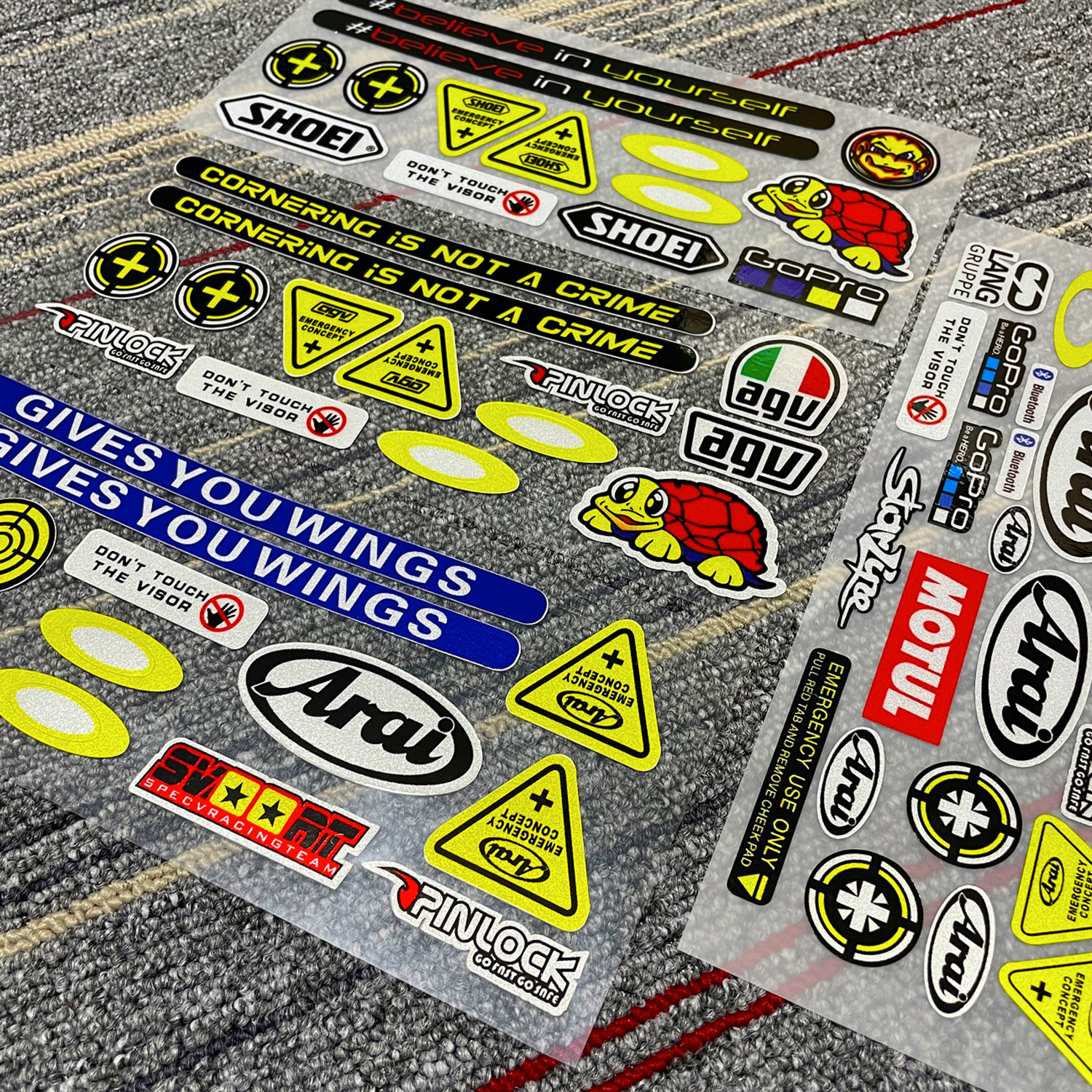 摩托车头盔改装贴花反光