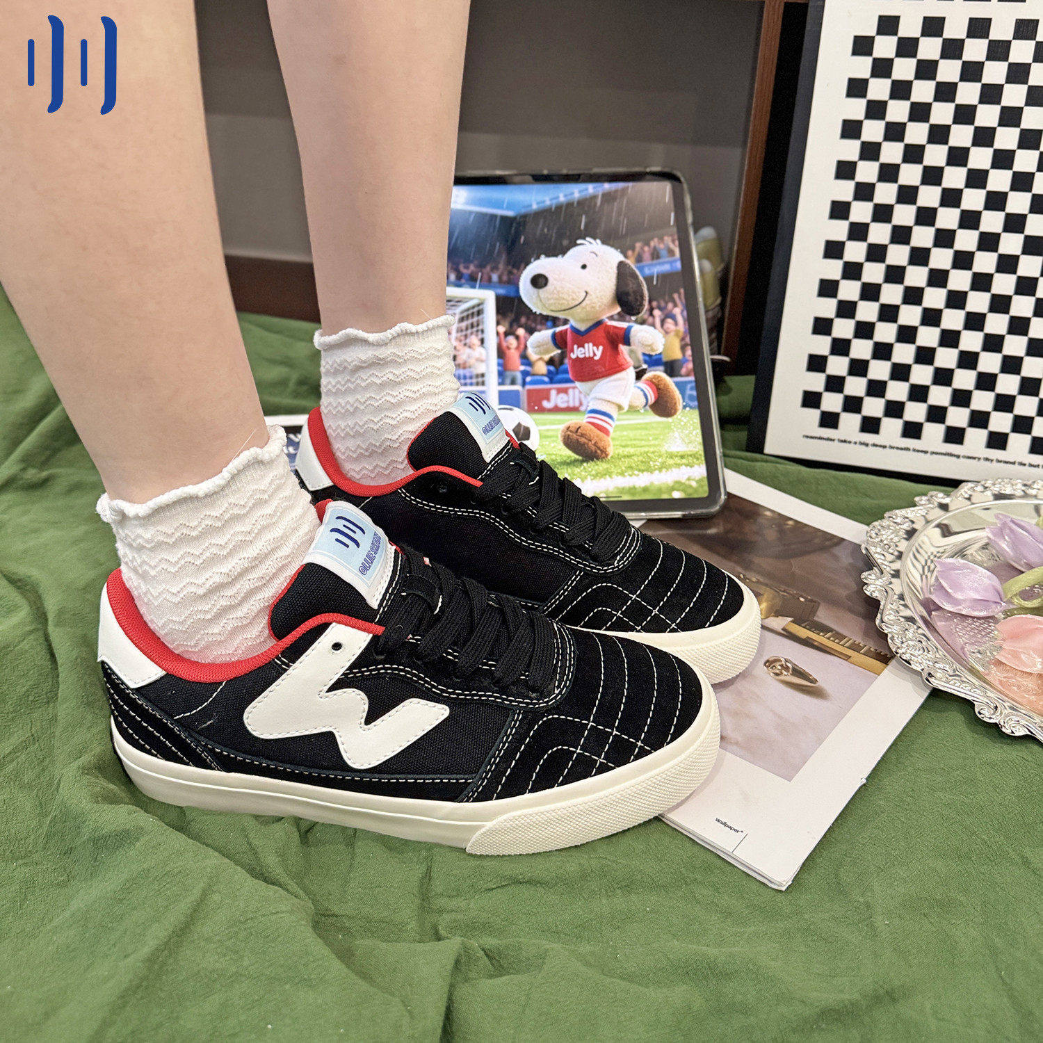 顽刻官方经典黑白配色校园风W系列低帮男女国潮足球板鞋,流行男鞋,休闲板鞋,淘宝优惠券,粉丝福利购,淘宝优惠卷