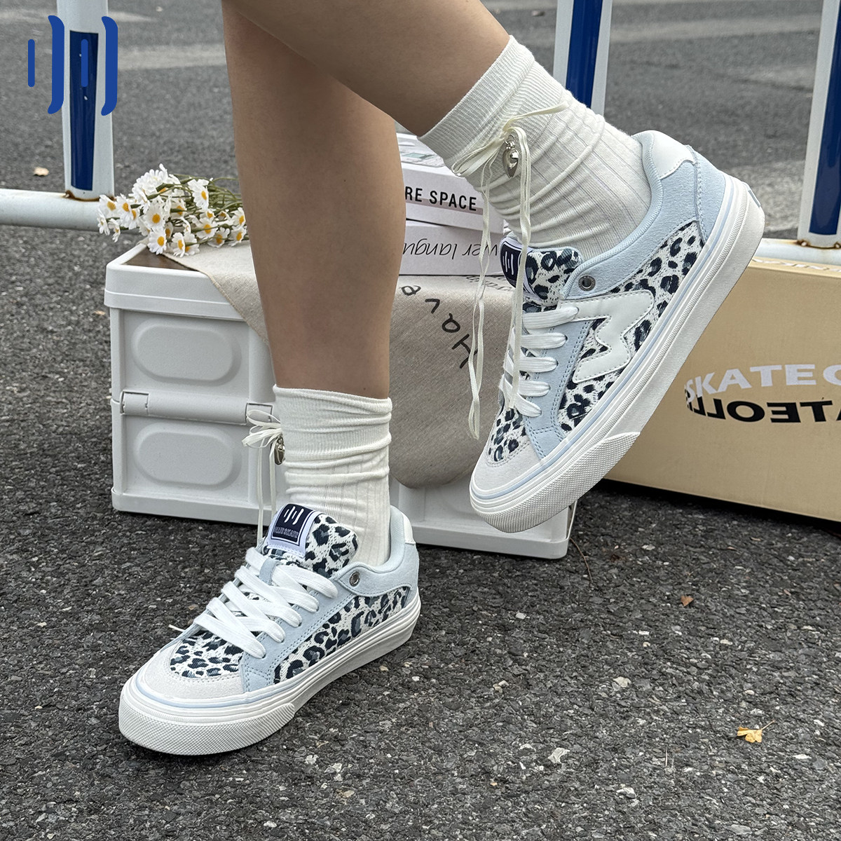 顽刻官方冰蓝配色豹纹设计冬季校园风W系列低帮男女国潮滑板鞋