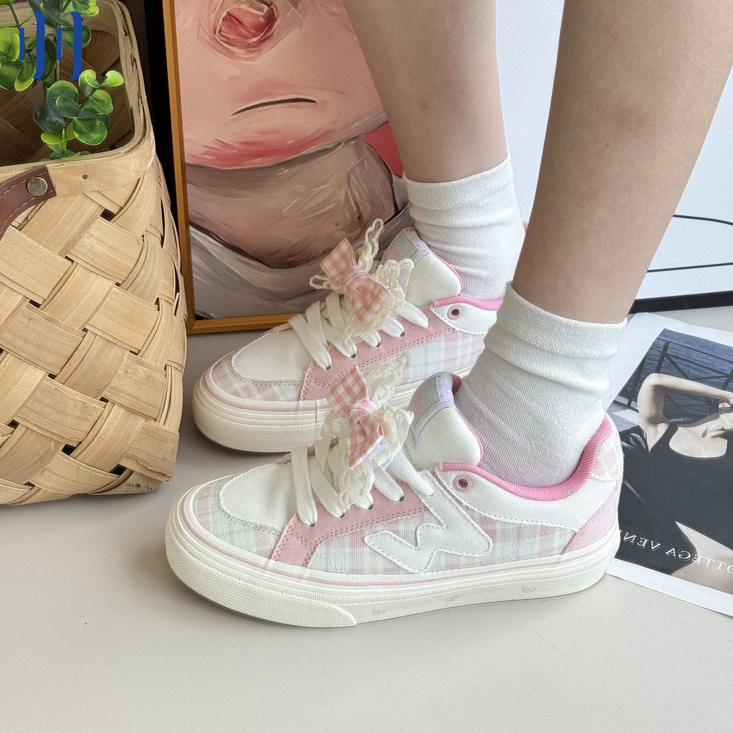 顽刻官方兔泡泡配色秋季校园风W系列低帮男女国潮滑板鞋