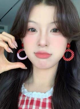 港风复古红色波点耳环夸张圈圈耳钉女气质感方圆脸森系新款耳饰品
