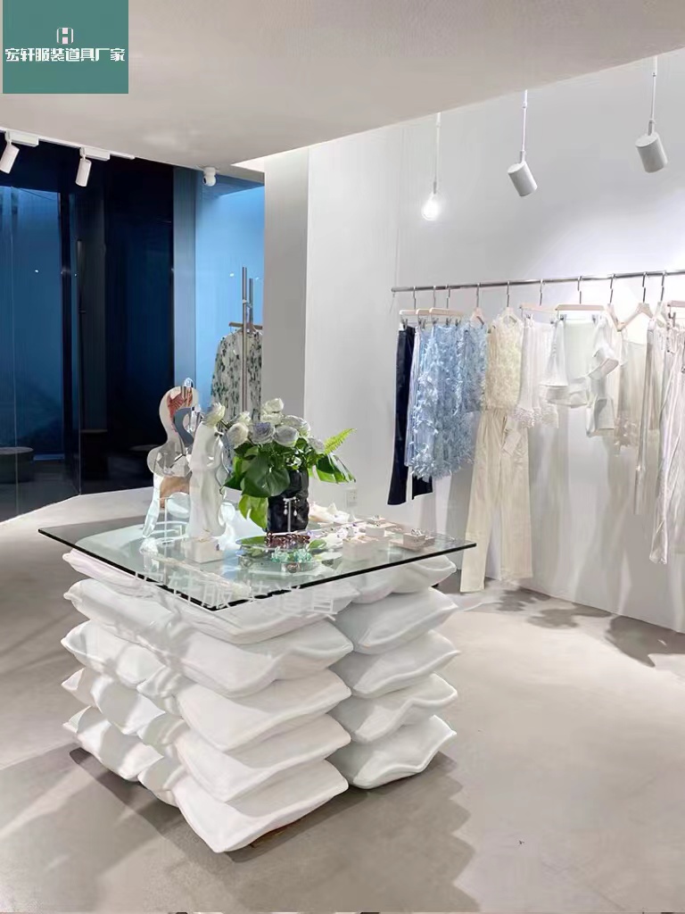 服装店流水台鞋架展示架特色中岛中间陈列架玻璃包包女装店定制