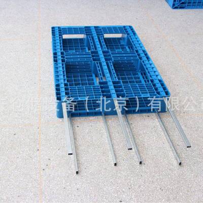 Loading 4 Ton Six Runners Plastic Pallet Euro Pallet