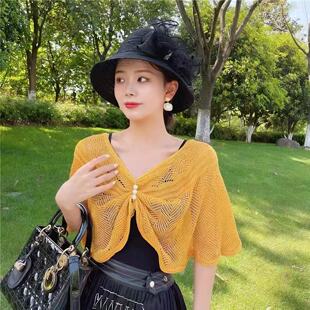 针织披肩外搭女春秋高级感旅游拍照穿搭搭配连衣裙外搭短款小披肩
