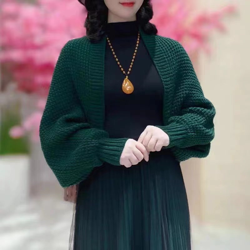 网红时尚针织披肩百搭宽松披肩女装秋冬季长袖气质开衫高档外穿女