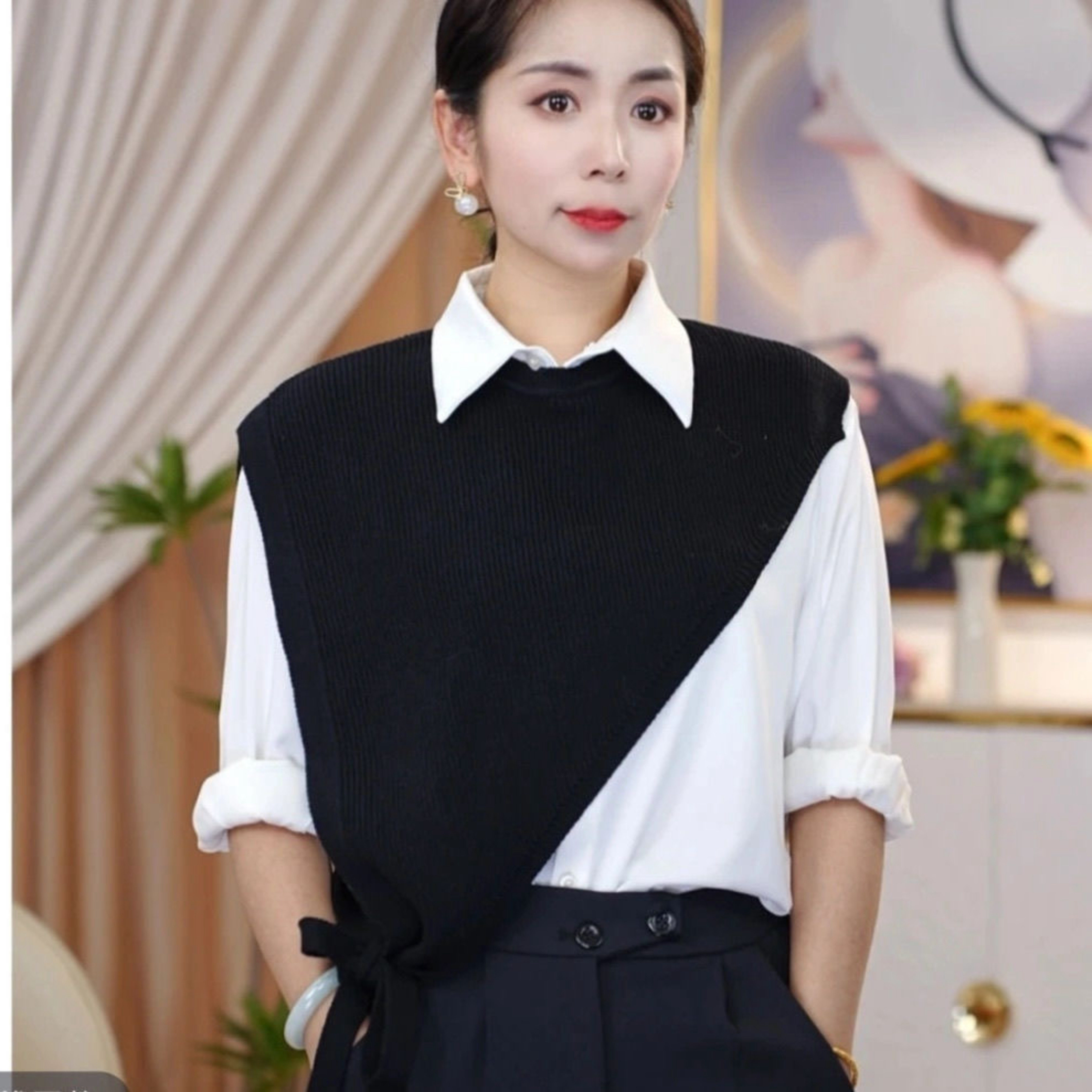 黑色披肩新款韩版高级感小众设计斜边三角针织披肩女叠穿时尚马甲