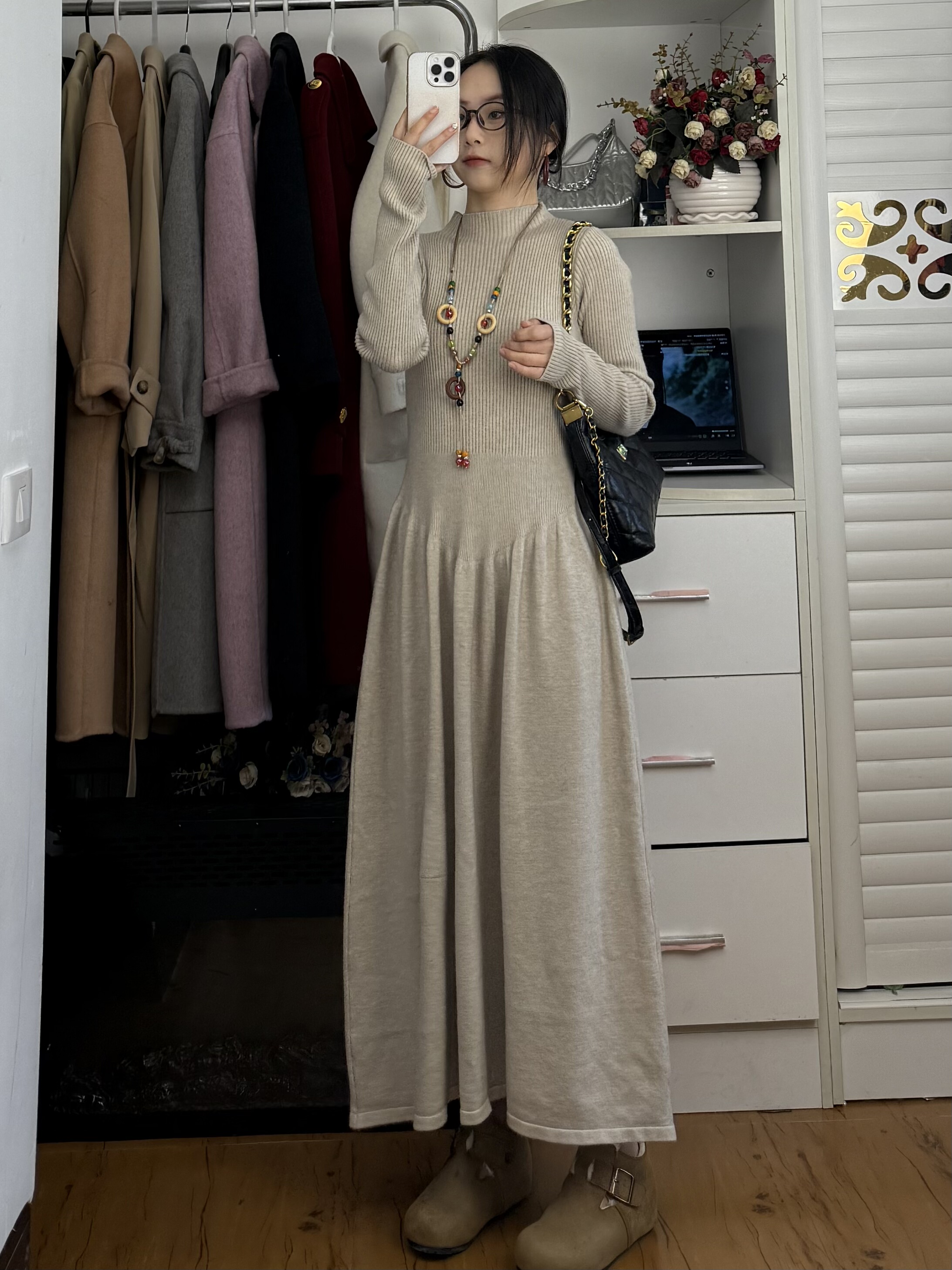 法式半高领中长款毛衣连衣裙秋冬新款高级感收腰显瘦内搭打底上衣