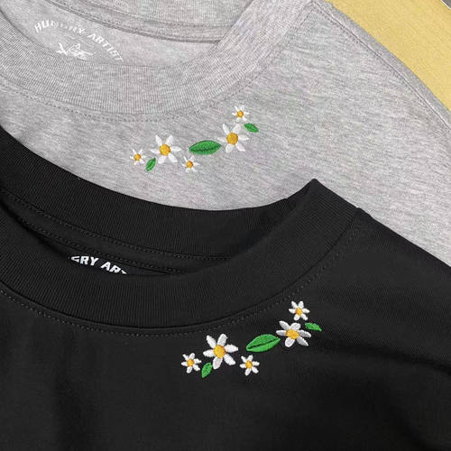 小众领口小绣花国风凉感t恤