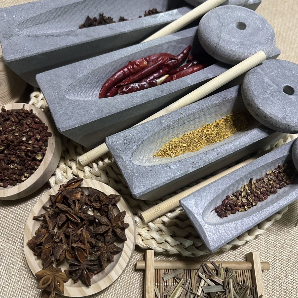 青石曲阳碾子捣药手工药器唐代中药碾压研磨茶粉宋代石臼老式茶盘