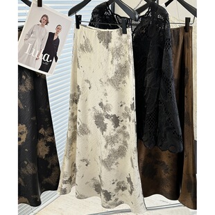 春季丝滑中国风橡筋腰半身裙 Spring smooth Chinese-style skirt