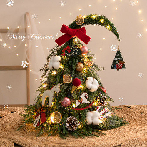 圣诞树家用小型桌面装饰品诺贝松