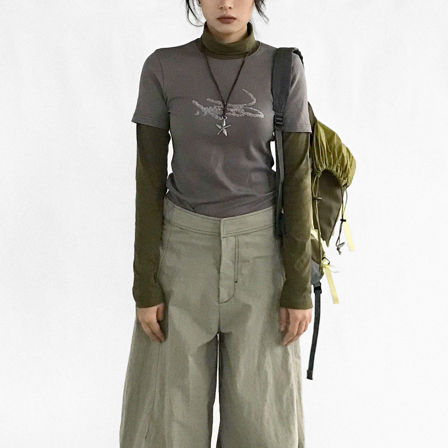 innomoood 水钻原创图案撞色高领T恤假两件长袖撞色合身内搭打底