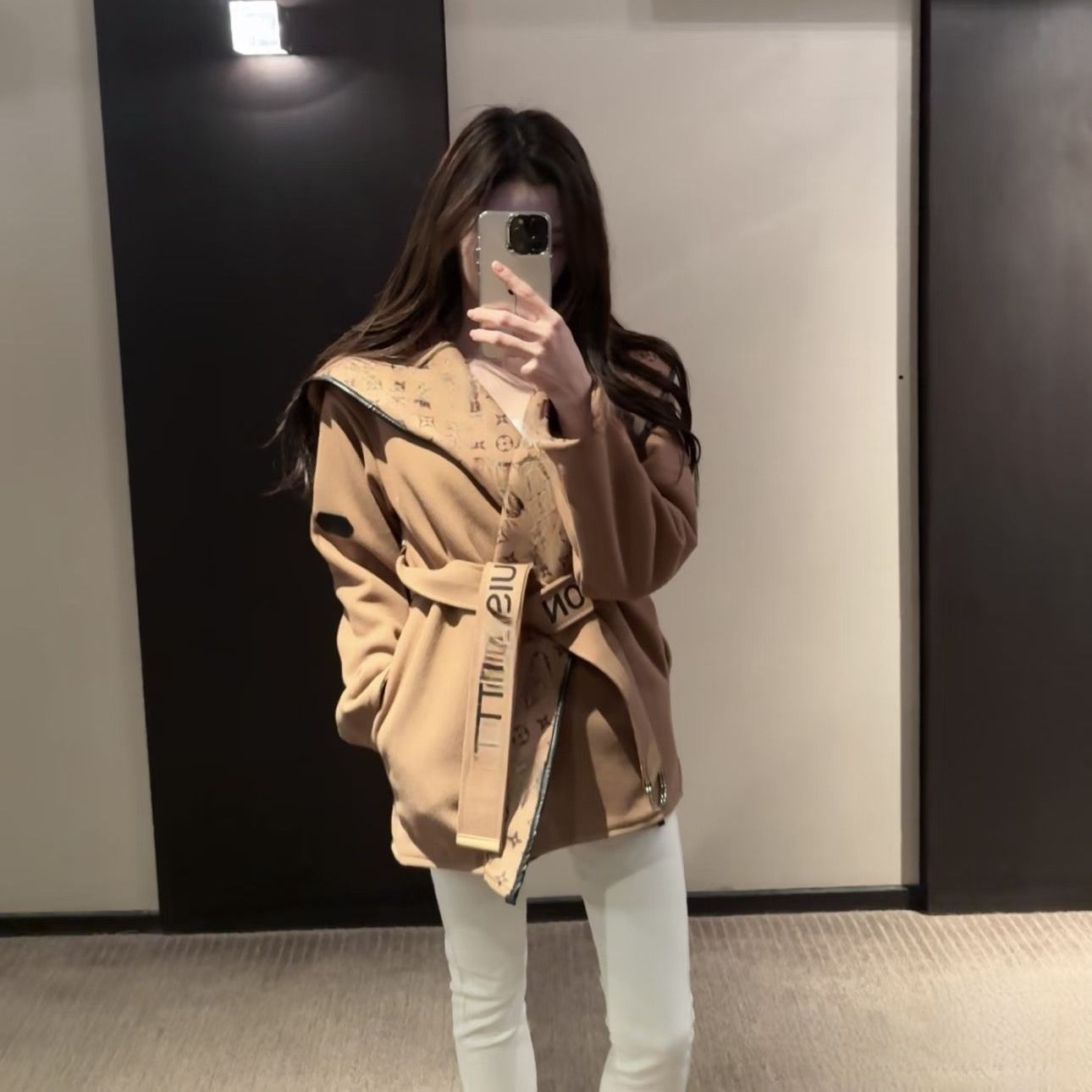 现货~爆款字母正确版呢子大衣女