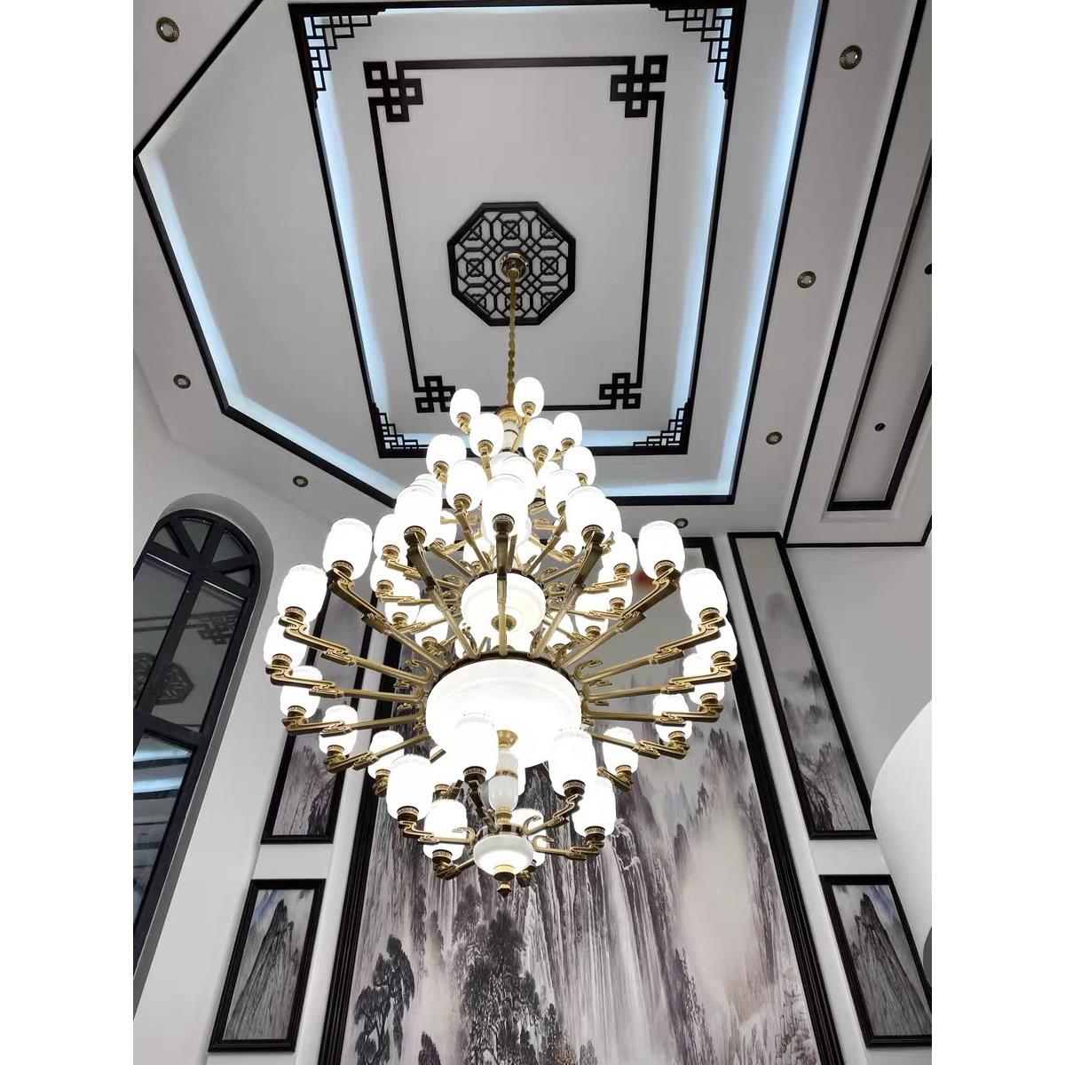 新中式复式楼别墅客厅中空大吊灯楼中楼挑空跃层大厅五层楼梯主灯