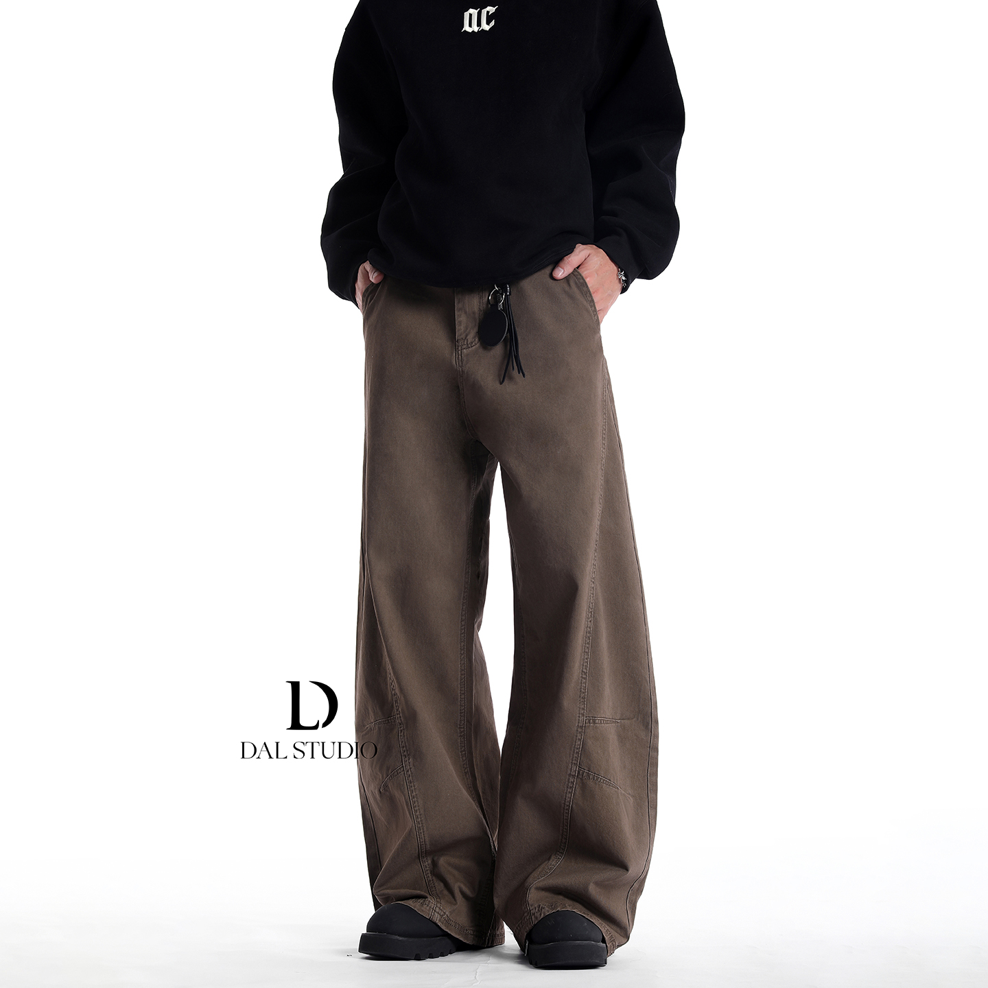 美式阔腿弯刀棕色工装裤