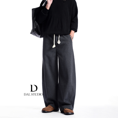 深灰色弯刀卫裤男秋冬