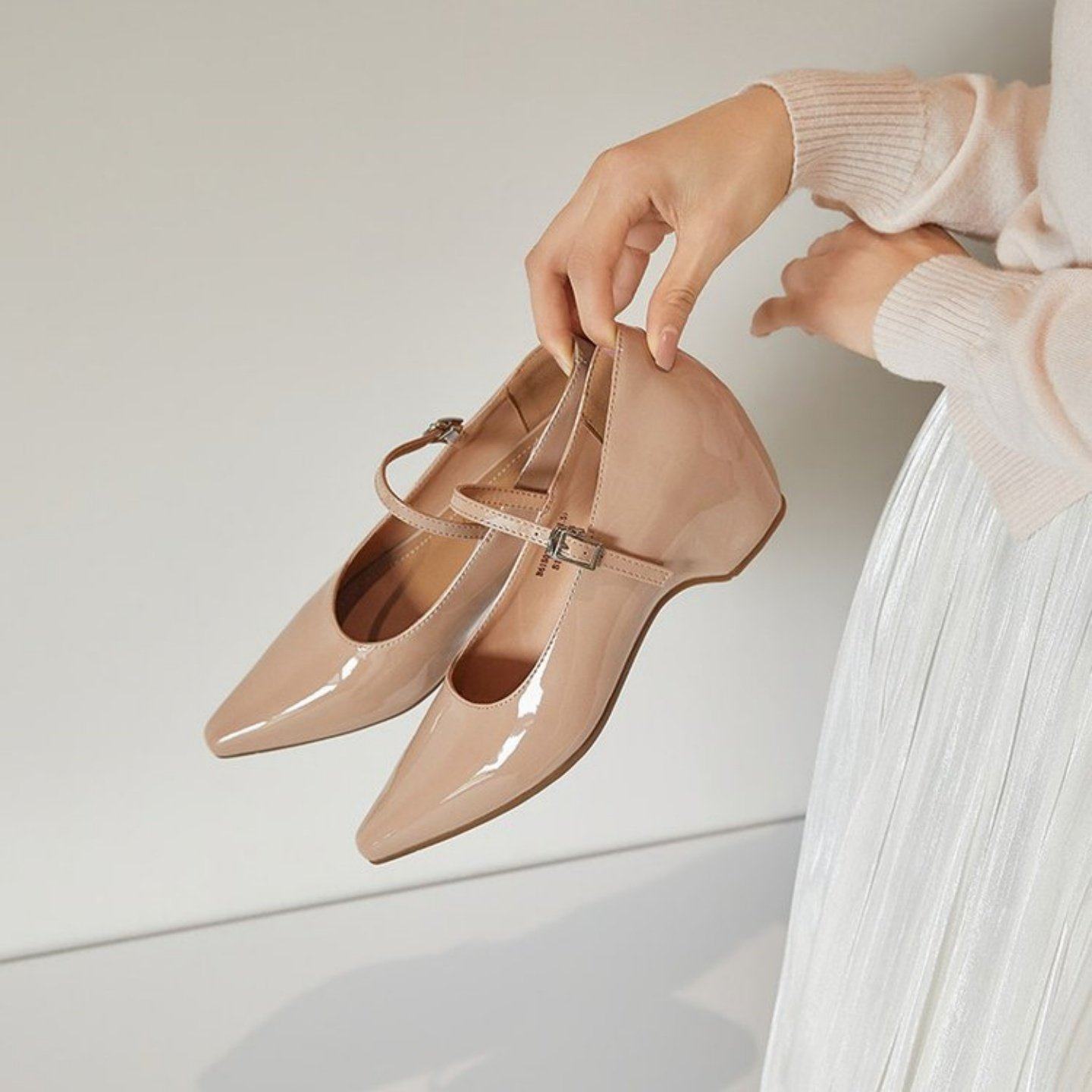 法式浅口单鞋女2026新款一字扣真皮女鞋尖头玛丽珍鞋内增高平底鞋,女鞋,浅口单鞋,淘宝优惠券,粉丝福利购,淘宝优惠卷