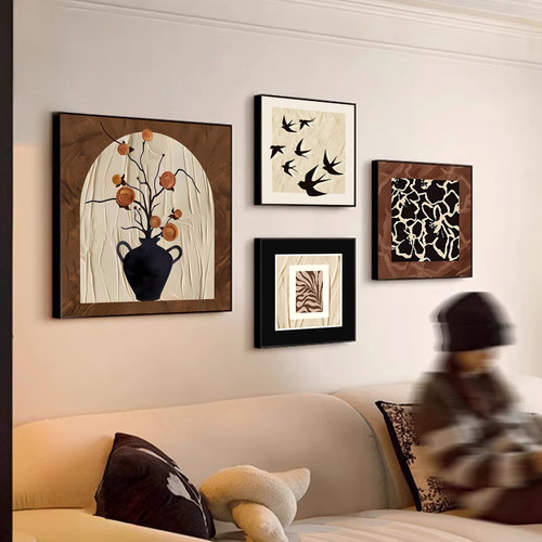 中古风高级感客厅装饰画沙发背景