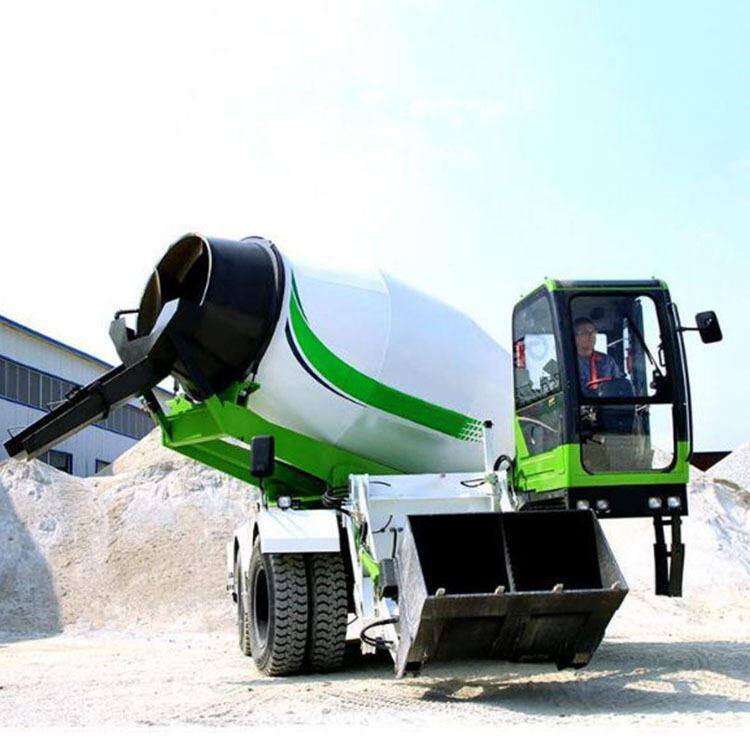 鼎东 小型自卸移动装载搅拌车 自动上料搅拌车 新型移动式自上料