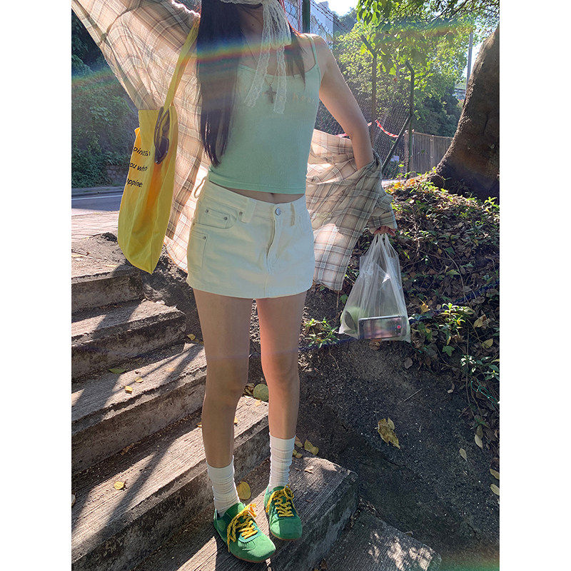 红人馆白色半身裙女夏季2025新款a字牛仔裙包臀裙子高腰气质短裙