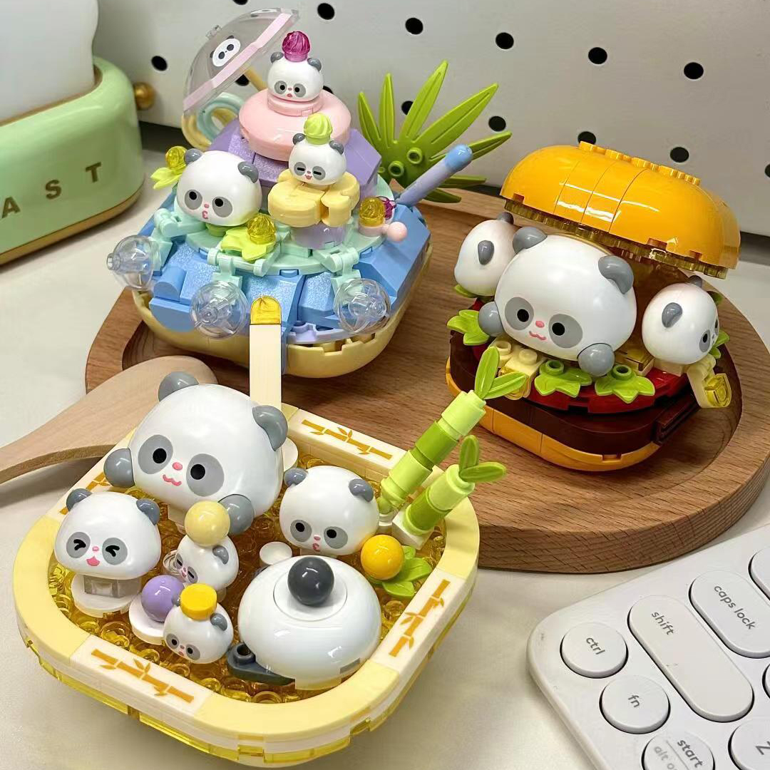2025新款熊猫创意美食积木街景桌面摆件拼装益智玩具女孩生日礼物