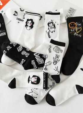 2020 New Autumn Black and White Sports Women Socks Cotton Cu