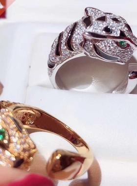 Black spot Leopard Head Rings paved A Cubic Zirconia Stone