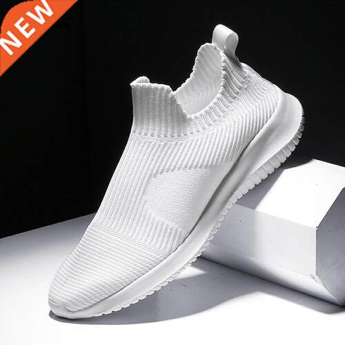 Slip-On Sneakers Men Lightweight Running Shoes Breathable Kn