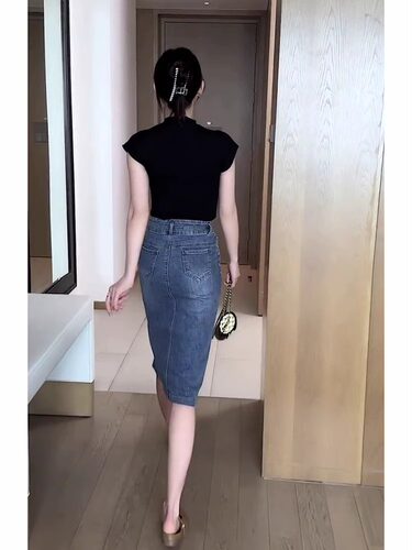 2026夏季搭配一整套女洋气针织衫设计感开叉牛仔半身裙气质套装潮
