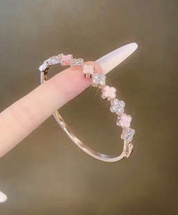 少女手镯小众纯银2026年新款手链送女生闺蜜生日礼物情人节礼品