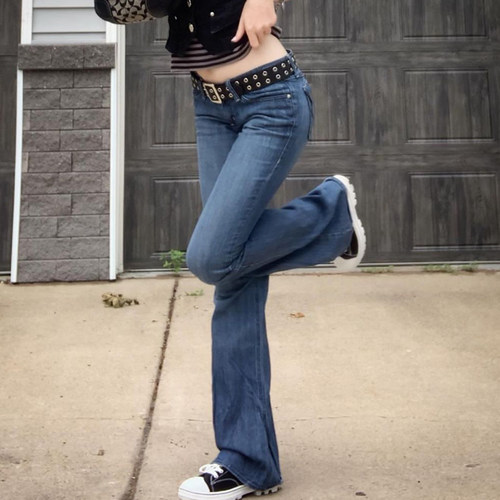 Slightly flared high-waisted jeans for women微喇高腰牛仔裤女