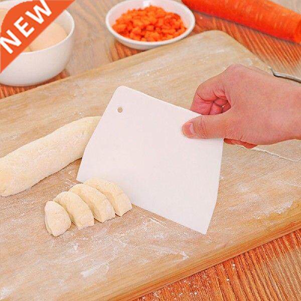 High quality 2021 Plastic Baking Scraper Butter Knife Cake