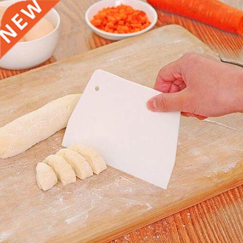 High quality 2021 Plastic Baking Scraper Butter Knife Cake