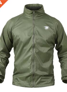 Lightweight Camouflage Waterproof Hiking Camping Jackets Man