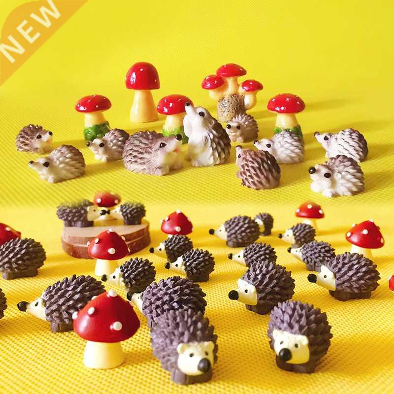 free shipping 15Pcs/hedgehog with mushrooms/cute animal/fair